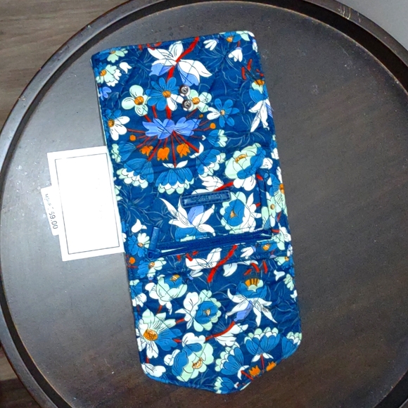 Vera Bradley Mini Tri Fold wallet - Picture 2 of 4